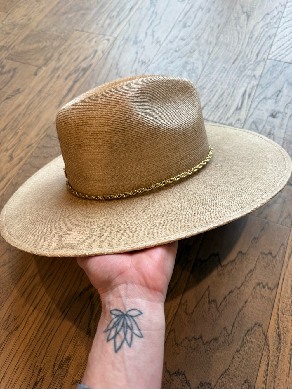 Gigi Pip & Cara Lauren collab hat NWT